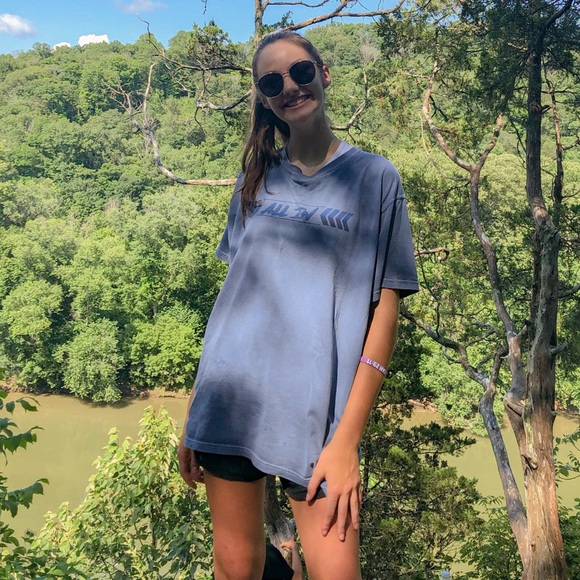 Meet your Posher, Ruby - Picture 1 of 1